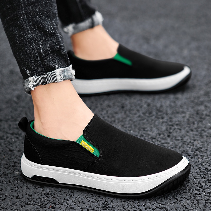 HIGHLAND Sepatu Pria Slip On Casual Sepatu Cowok Slop Kerja Kuliah Trendy Fashion MC118