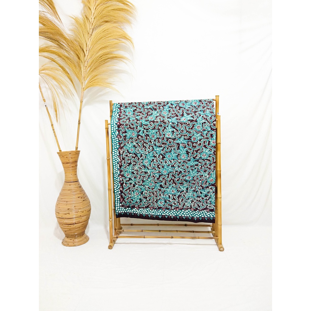 Batik Tulis Lasem 2 Warna Motif Latohan