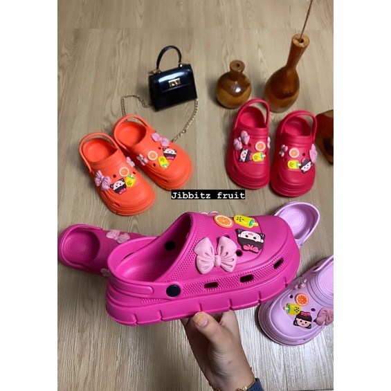 GJAZ SANDAL CLOG ANAK IMPORT JIBBITZ