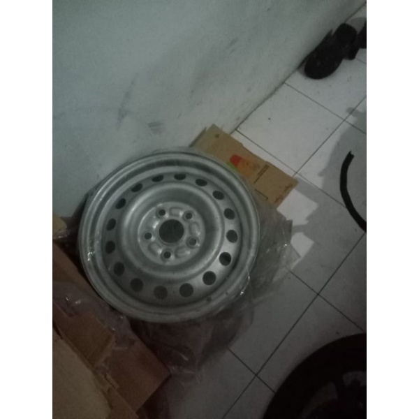 Velg kaleng Ring 15 pcd 5 x 114,3 lebar 5,5 inchi