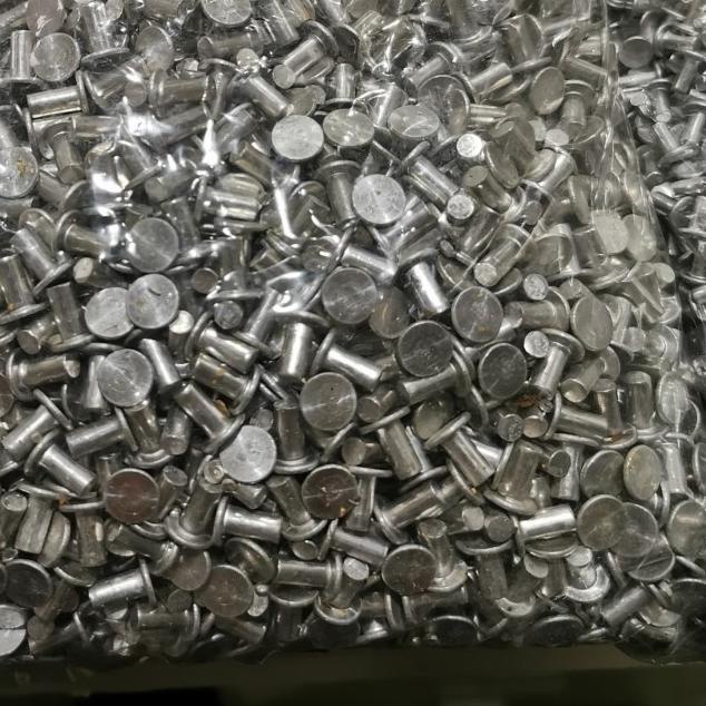 paku keling alumunium