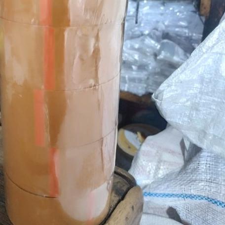 

Lakban coklat 2 inchi isi 6 biji, Solatip