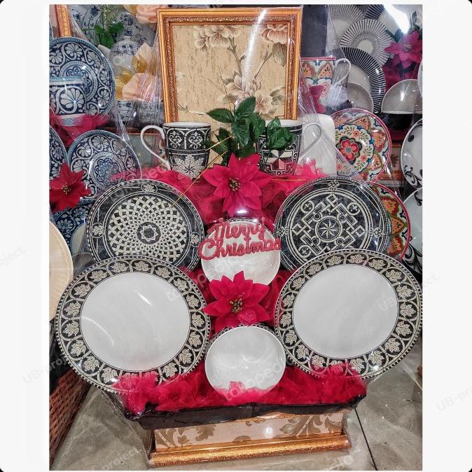

Parcel Natal Lebaran Pecah Belah Dinner Set - Type E