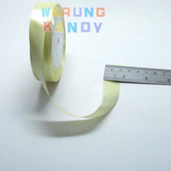 

Pita Saten 3/4" 25Yar Kuning Muda 9 - PAK