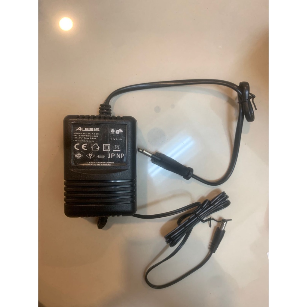 ADAPTOR EFEK VOKAL ALESIS MICROVERS 4 TAIWAN DAN MALAYSIA