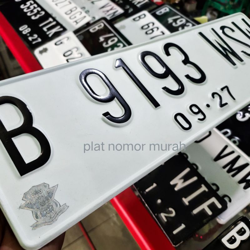 plat nomor mobil putih asli pakai logo korlantas
