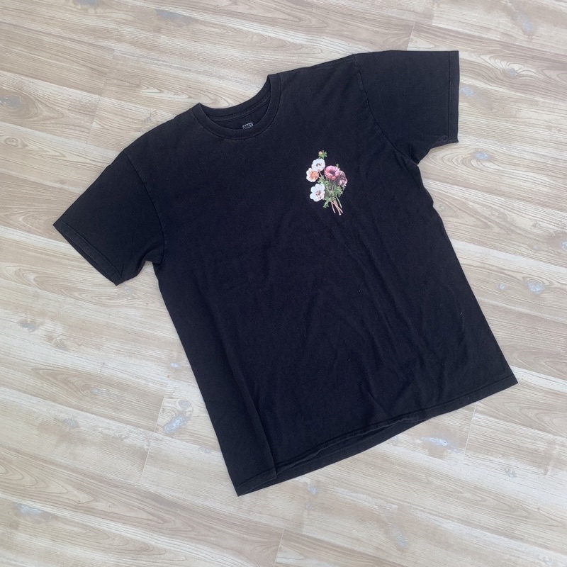 Tshirt obey build up second