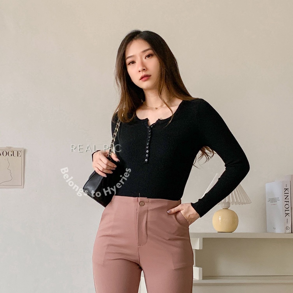 HYERIES Dahyeon top / Atasan Casual Wanita Korea / Vneck Knit Top / Button Knit Long Sleeves / Atasan Lengan Panjang / Blouse Wanita / Pakaian Polos Wanita / Atasan Rajut / Atasan Knit / Basic Top Knit / Atasan Polos Lengan Panjang / Manset / Korean Top