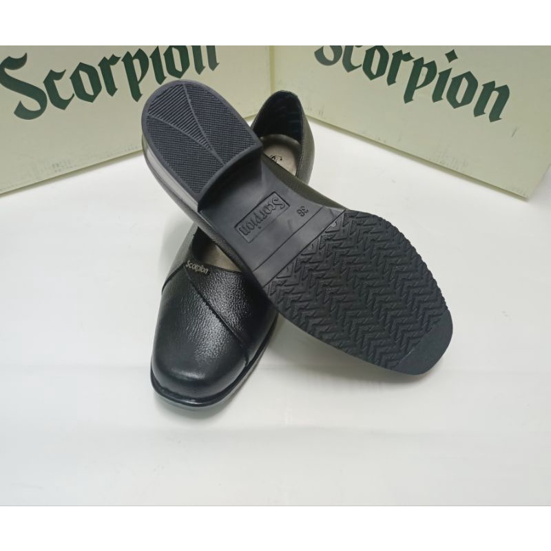 Sepatu Kulit Wanita Scorpion - 071259 - Sepatu Pantofel Kulit