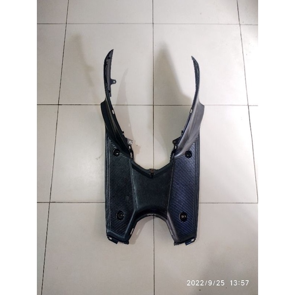 Cover Lantai Dek Bawah Mio J , Mio GT ( Original ) kode 54p