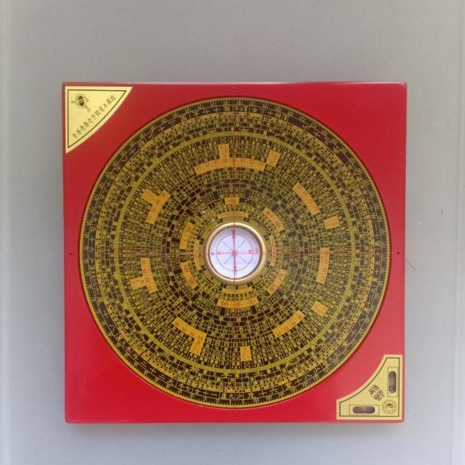 

Papan Luo Pan 22.8 x 22.8cm Tong Sheng Pai Luo jing kompas fengshui 8