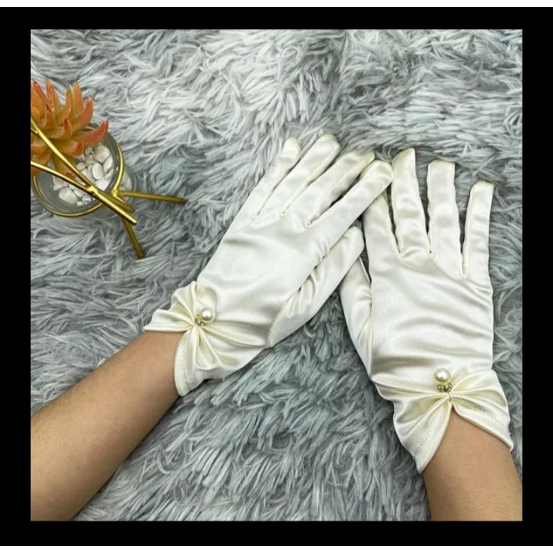 Sarung tangan satin pendek short wedding gloves