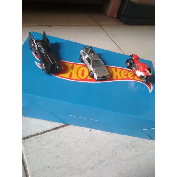 HOT WHEELS BASIC LOOSE (BEKAS)
