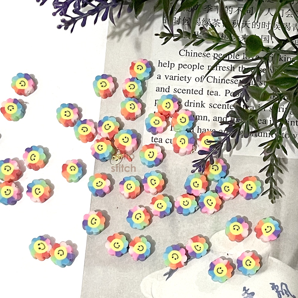 10 pcs Manik-manik Mote Polymer Clay Bunga Pelangi Smile