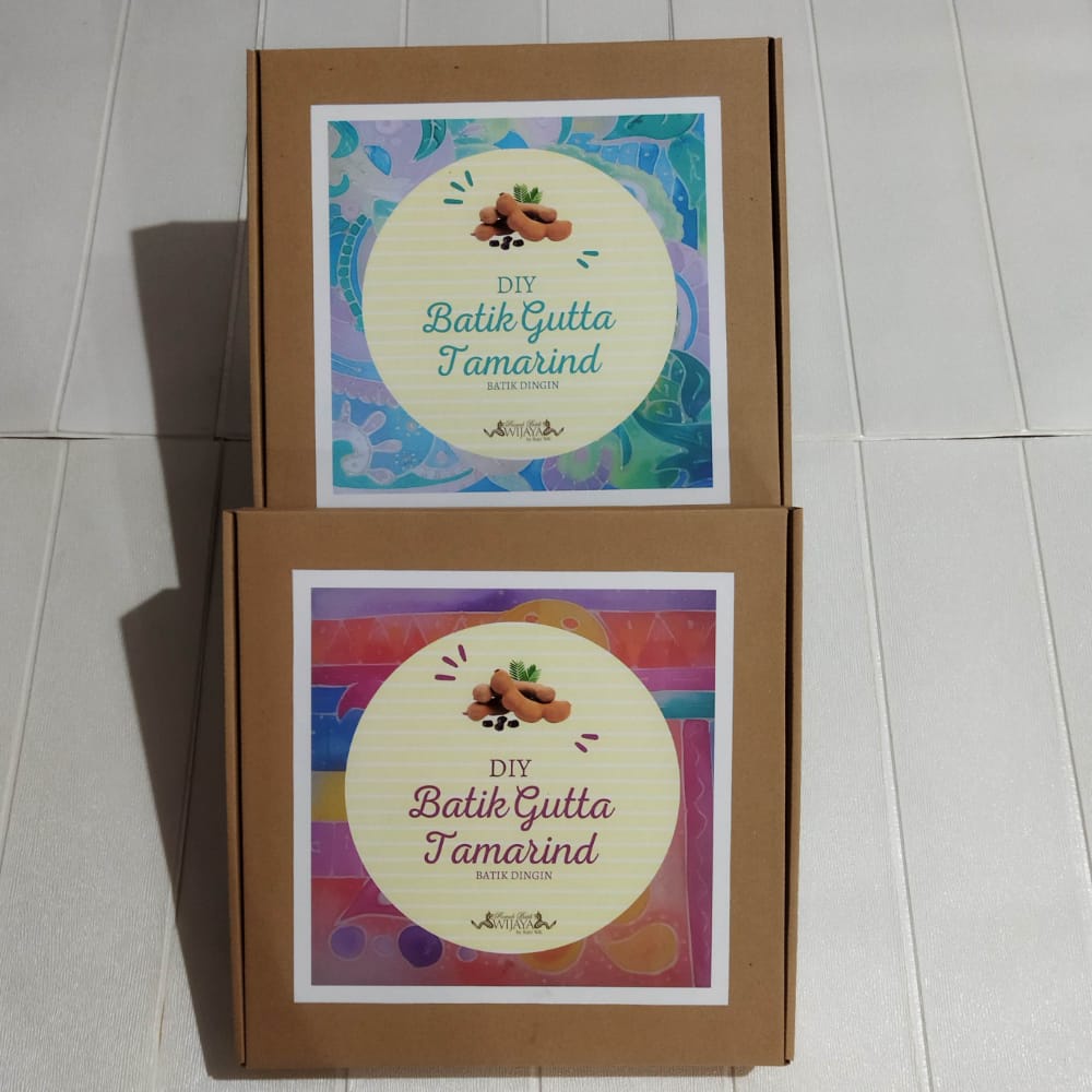 

Hampers Batik Gutta Tamarind (Batik Dingin)