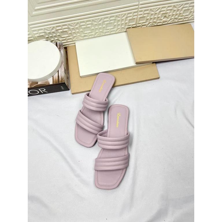 Sendal flatshoes wanita terbaru kekinian bahan Dove LOUISDEAR S153