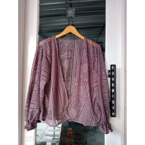 LACE OUTER CARDY/outer brukat crop/cardigan outer pendek-Choco