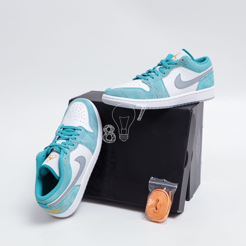Air Jordan 1 Low Emerald