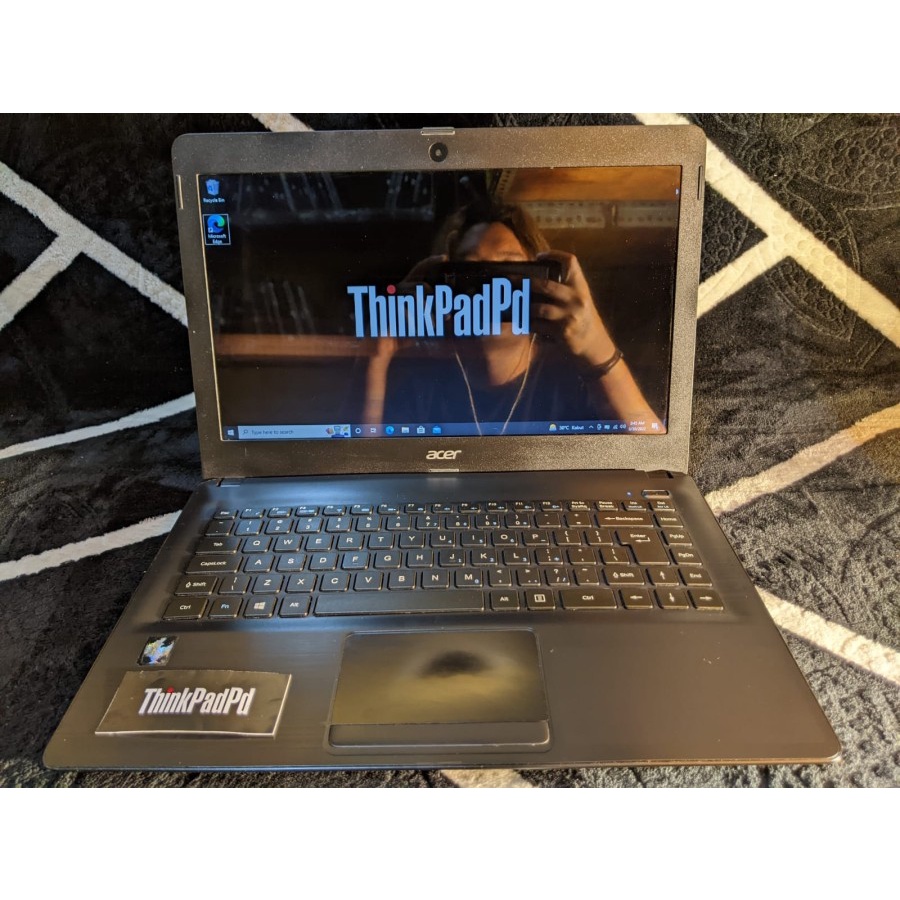Laptop Acer One 14 Z1402 Core i7 5500u Slim Mulus