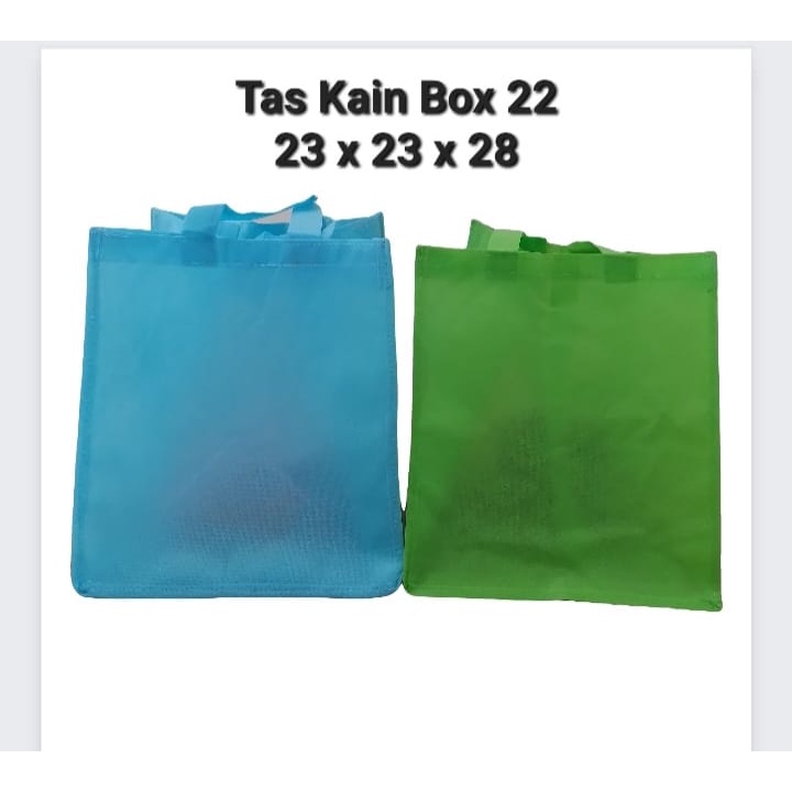 

TAS KAIN BOX 23 X 23 X 28 ISI 12 PCS