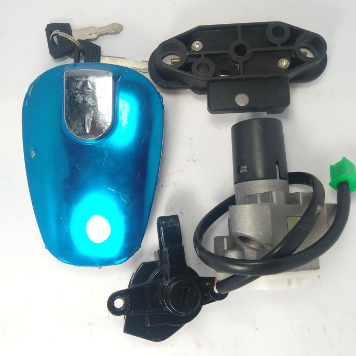 Kunci Kontak Motor Set Suzuki Thunder 125Cc