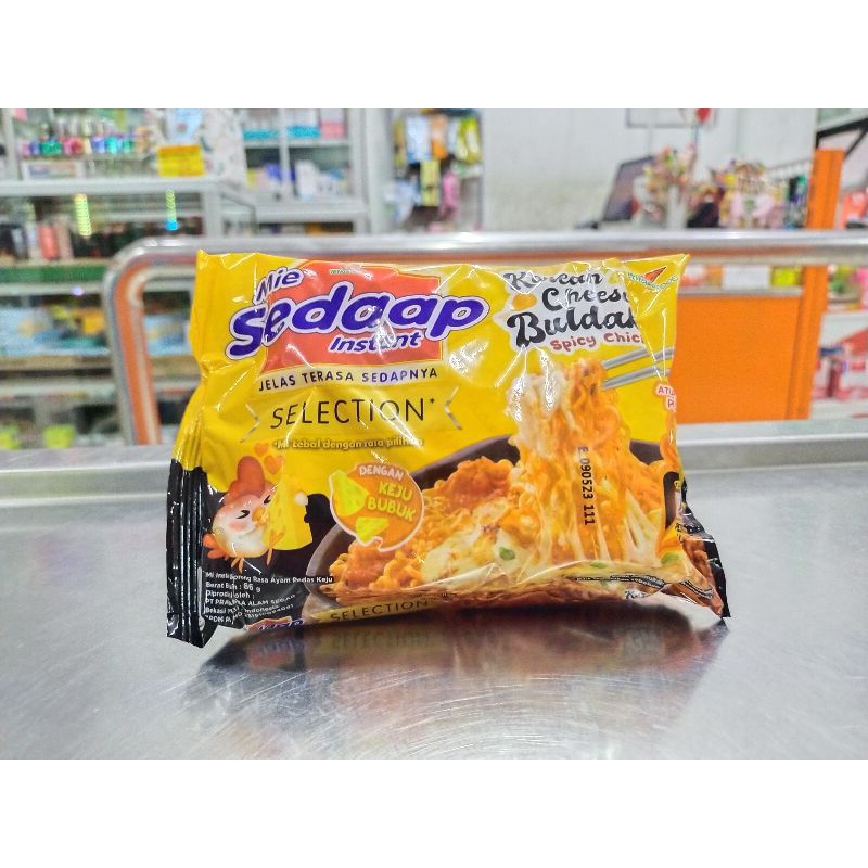 

MIE SEDAAP GORENG KOREAN CHEESE BULDAK SPICY CHICKEN
