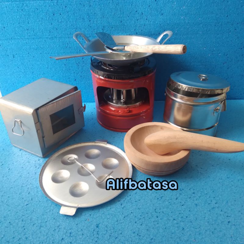 mainan masak-masakan anak tradisional