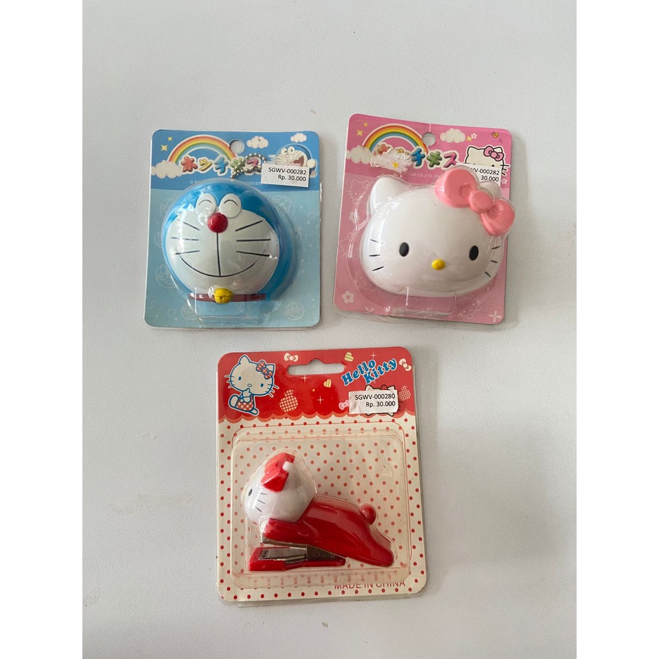

STAPLES HELLO KITTY / DORAEMON