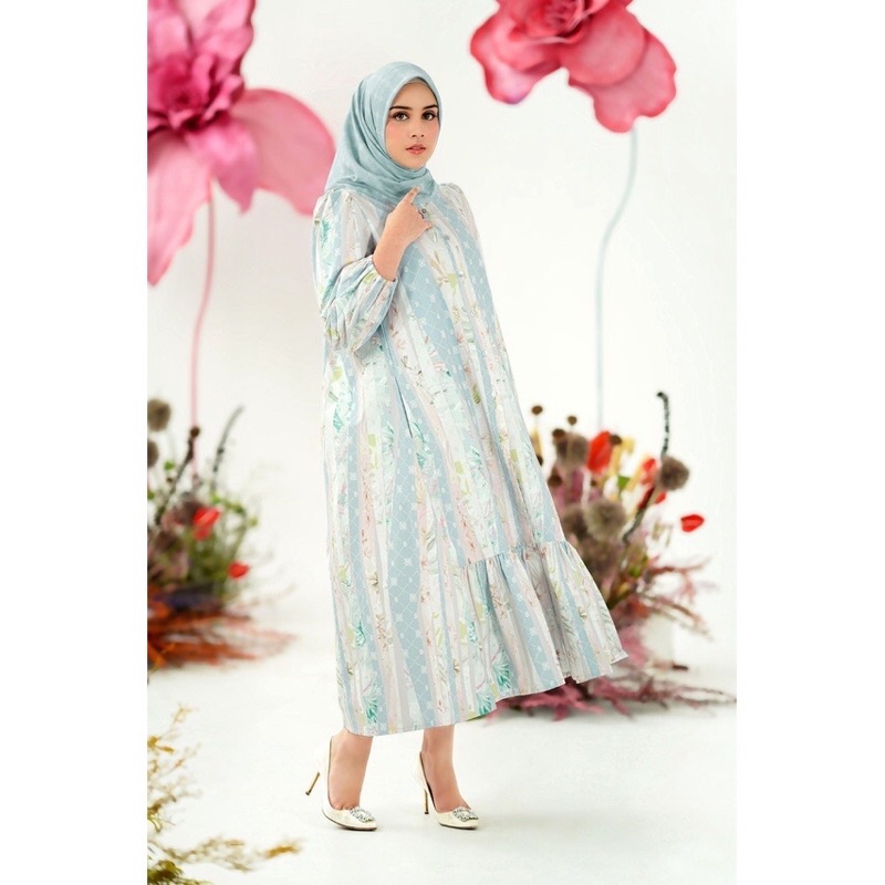 Florian Dress Blue M Riamiranda x Buttonscarves