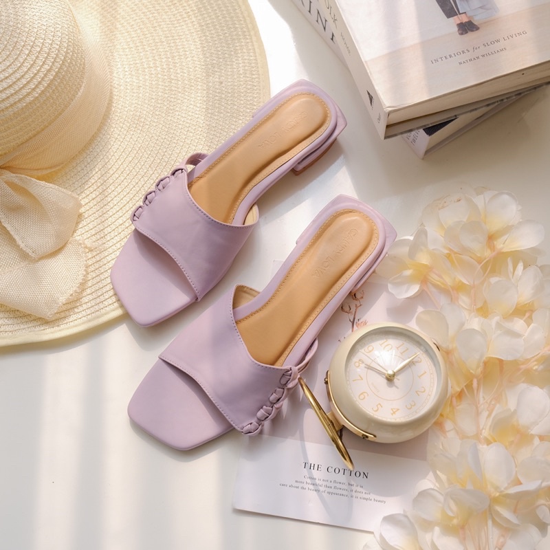 Z39 Clova Sandal -Sandal wanita Terbaru