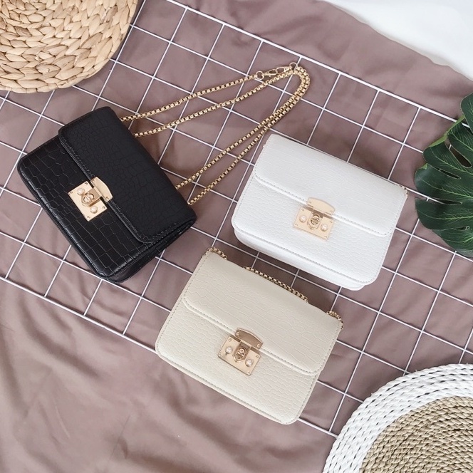 Tas Selempang Malvia Croco / Malvia Bag