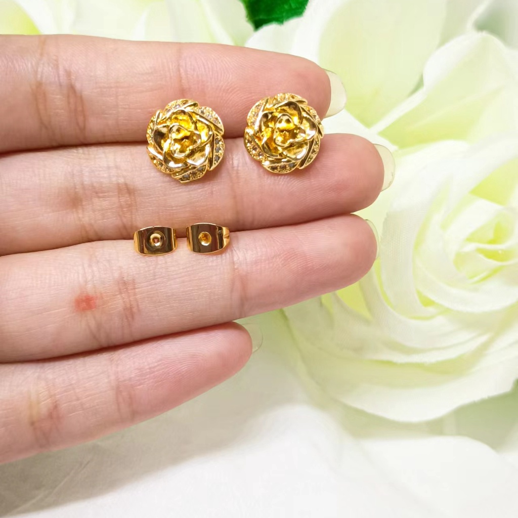 Earring Anting Fashion Wanita  Ear studs earrings