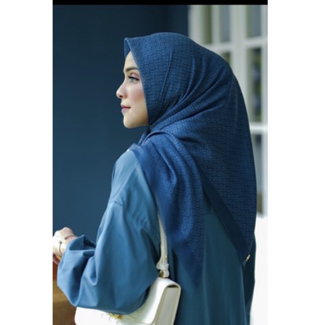 New Buttonscarves tapis square teal