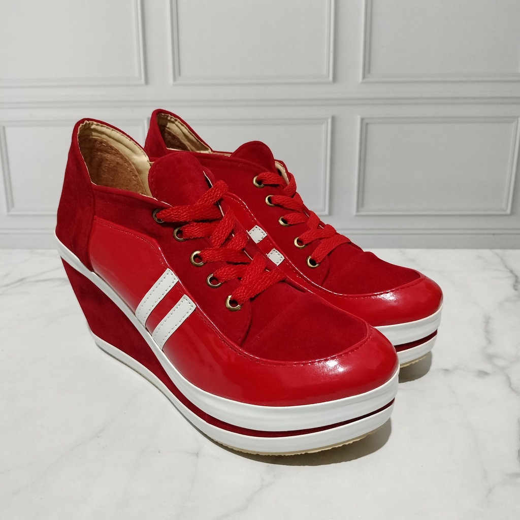 PROMO sepatu wedges wanita import / sepatu boots wanita Merah