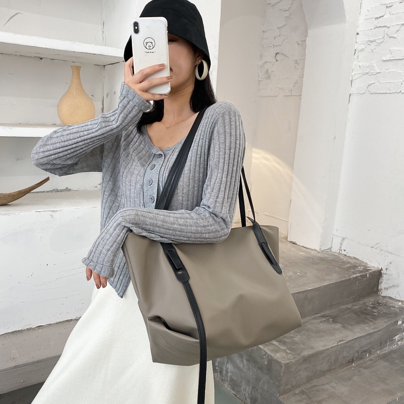 7768 𝙂𝙡𝙖𝙘𝙚 𝘽𝙖𝙜 Tote Bag Import Bahan Parasut Glosy Waterproof