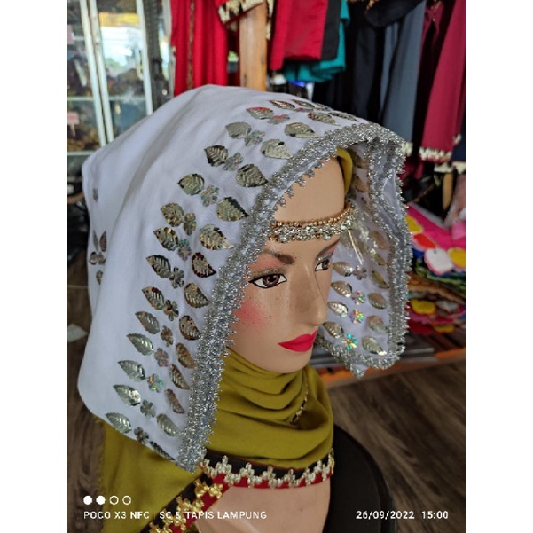 paket majew / manten Lampung tuguk Maduaro + peneken / iket kepala pengantin