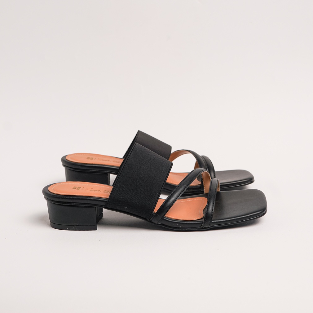 Sandal Slop Wanita Hak Tahu 3cm Big Size Besar ZVT 073 Hitam