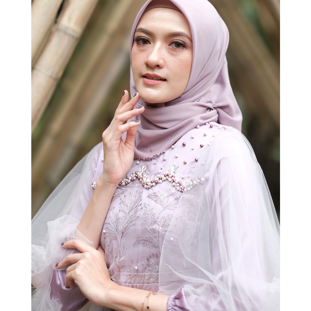 [ BISA COD ] Best Seller  - Lavanda Brukat Tille Mutiara Set Kebaya Modern - Kebaya Kondangan - Kebaya Wisuda - Outfit kondanga kekinian - kebaya lamaran terbaru 2022 - sragam bridesmaid termurah