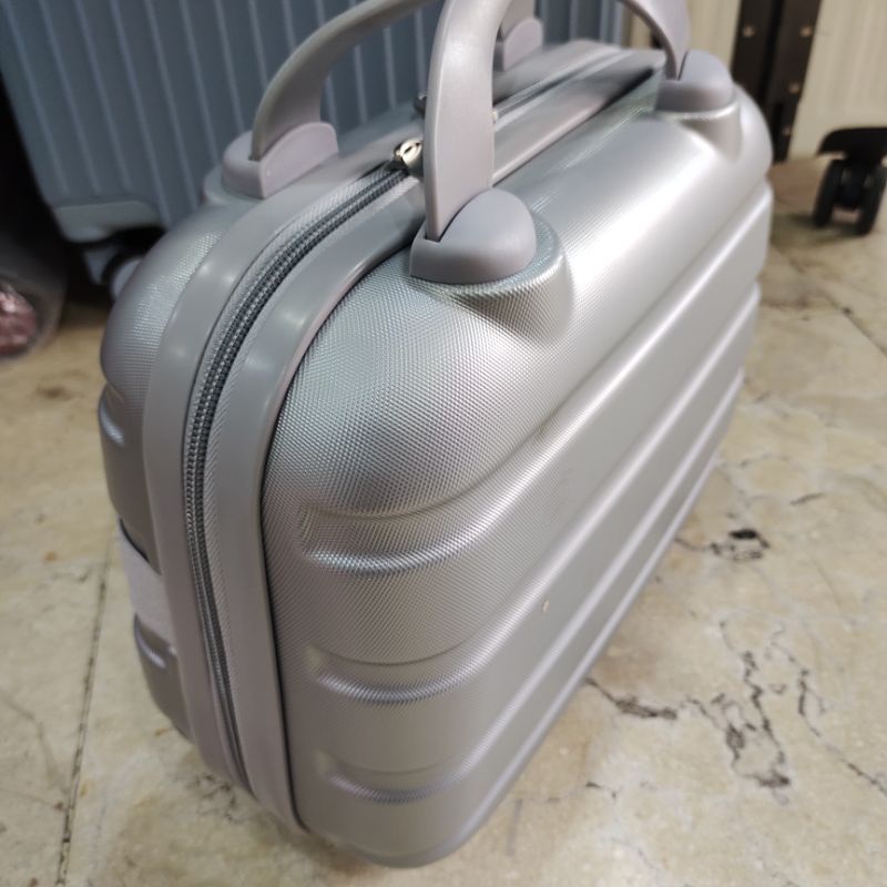 Beauty case 12 inch / koper mini 12 inch / koper 12 inch / koper cabin 12 inch / tas kosmetik / tas travelling - koper mini bahan anti gores 12 inch