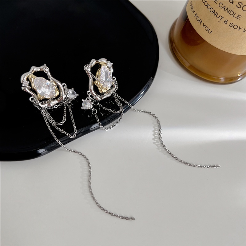 Anting Tusuk Gantung Temperament Bahan Metal Hias Zirconrumbai Rantai Gaya Vintage Untuk Wanita