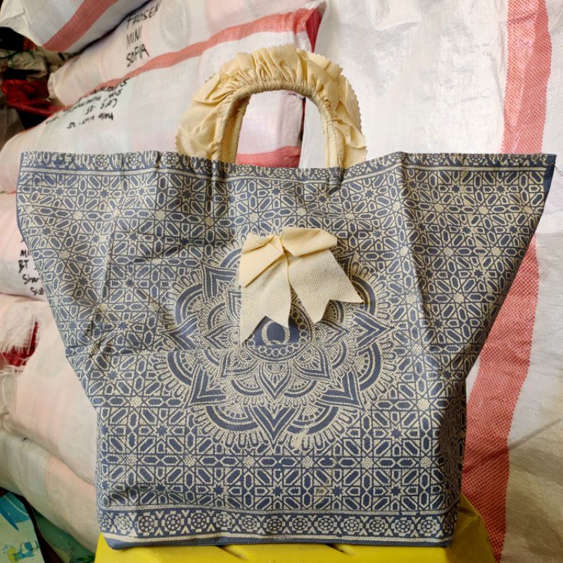 tas hajatan spundbond renda batik tenggah aneka warna uk.22x22