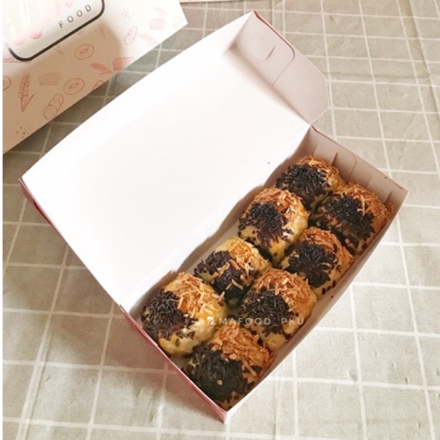 

Bolen Pisang Cokelat Keju Ilma Food