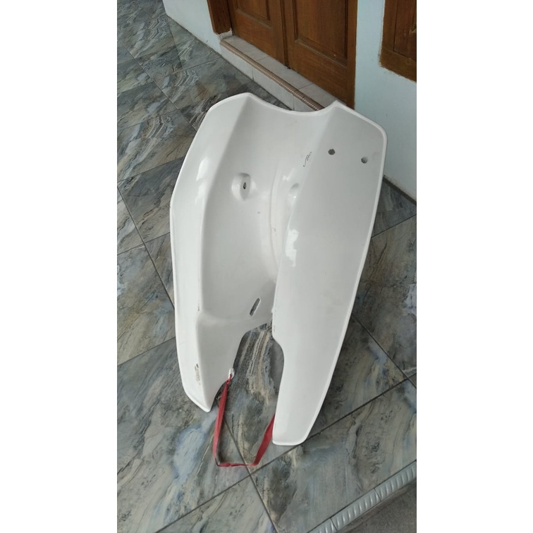 Legshield Legshiel Leksil Tebeng Sayap Yamaha V75 V80