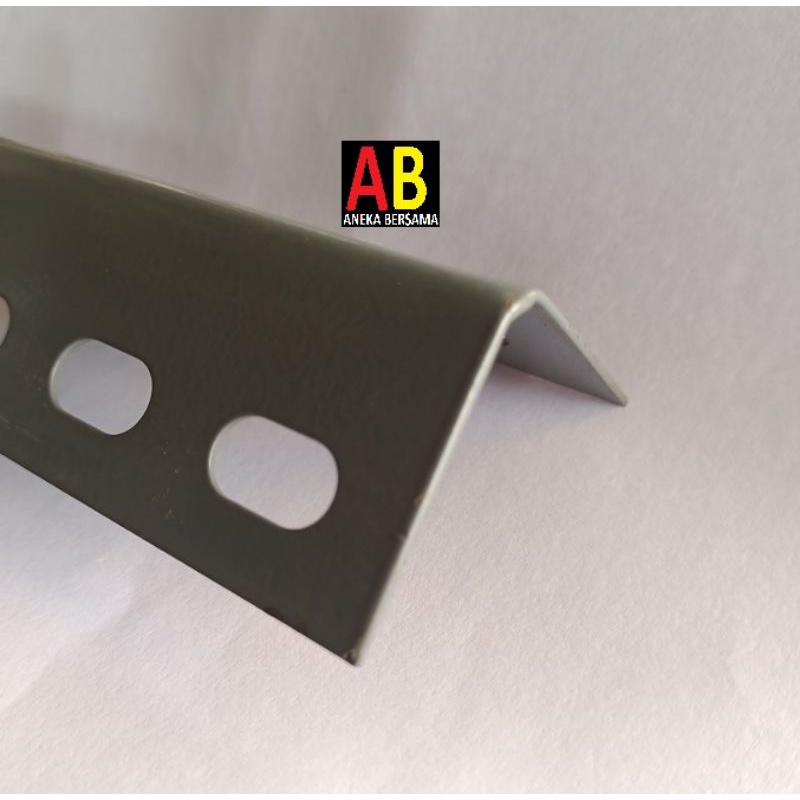 Siku Lobang Besi 3.6cm x 3.6cm Tebal 1.2mm Panjang 3m
