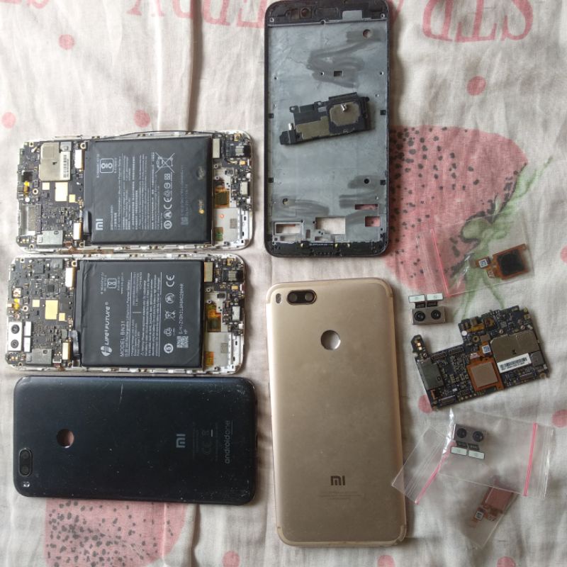 Part Xiaomi Mi A1 Copotan Lcd, Mesin Xiaomi Mi A1, Kamera Xiaomi Mi A1, PCB Charger Xiaomi MI A1