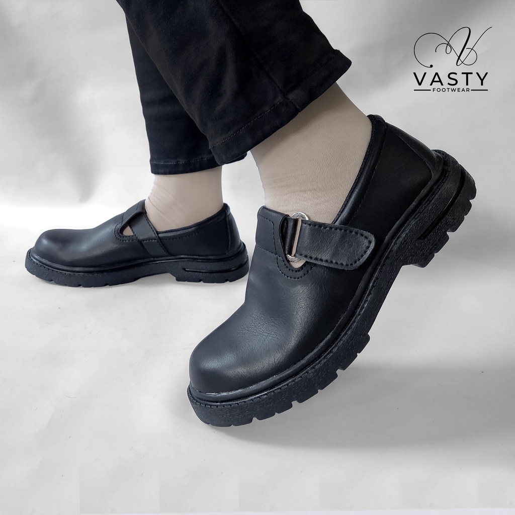 SEPATU SAFETY WANITA / UJUNG BESI PDL PDH TNI POLRI PROYEK LAPANGAN INDUSTRI KERJA VASTY ST.42