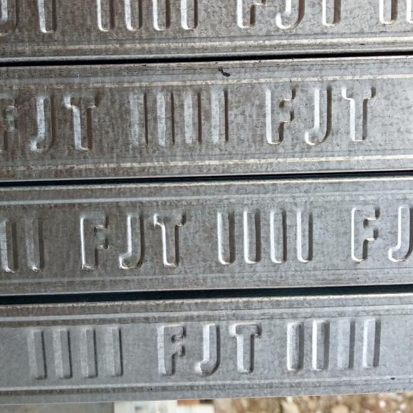 HOLLOW / HOLLO 4X4 GALVALUM PROFIL FUJI TRUSS - APLUS