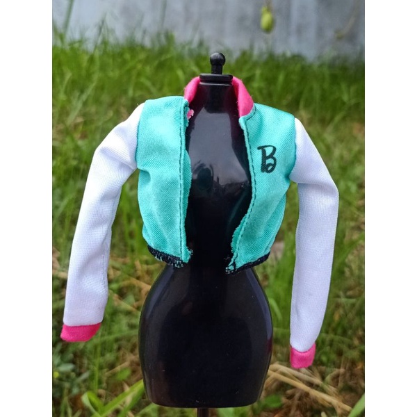 jaket karakter barbie part1