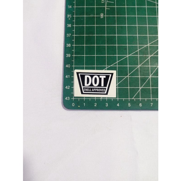

Stiker DOT Snell Approved