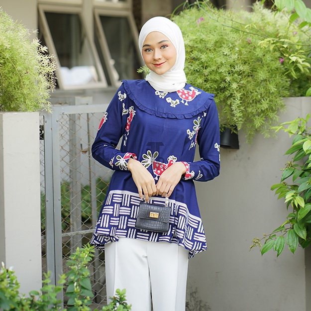 FITTINGROOM11 Blouse Batik - Ziyana Blouse